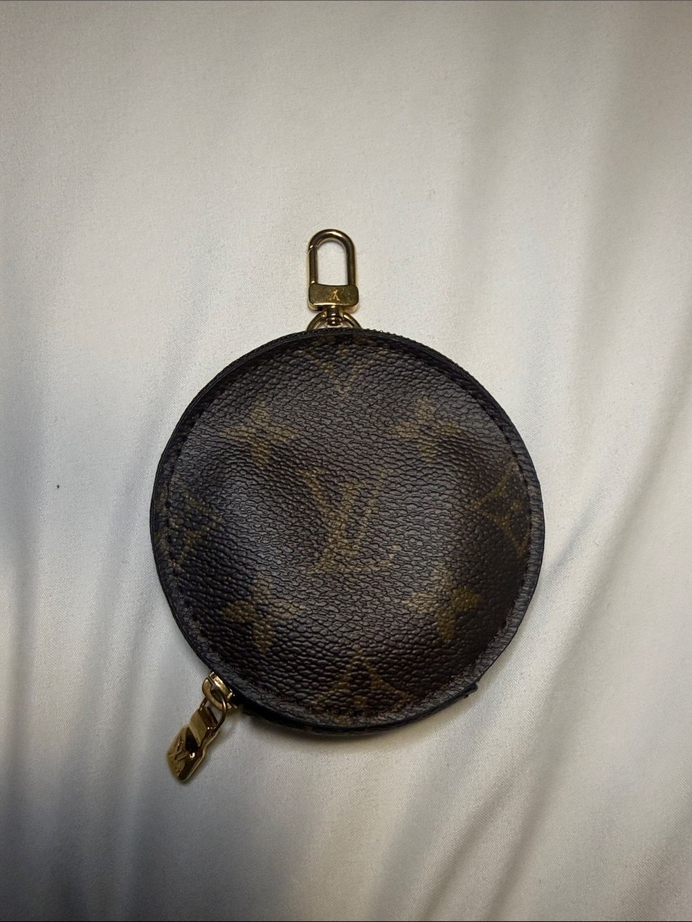 Louis Vuitton Monogram Round Coin & Key Pouch